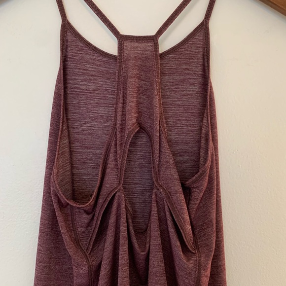 Lululemon Fast As Light Singlet in Heathered Bordeaux Drama - Picture 7 of 8
